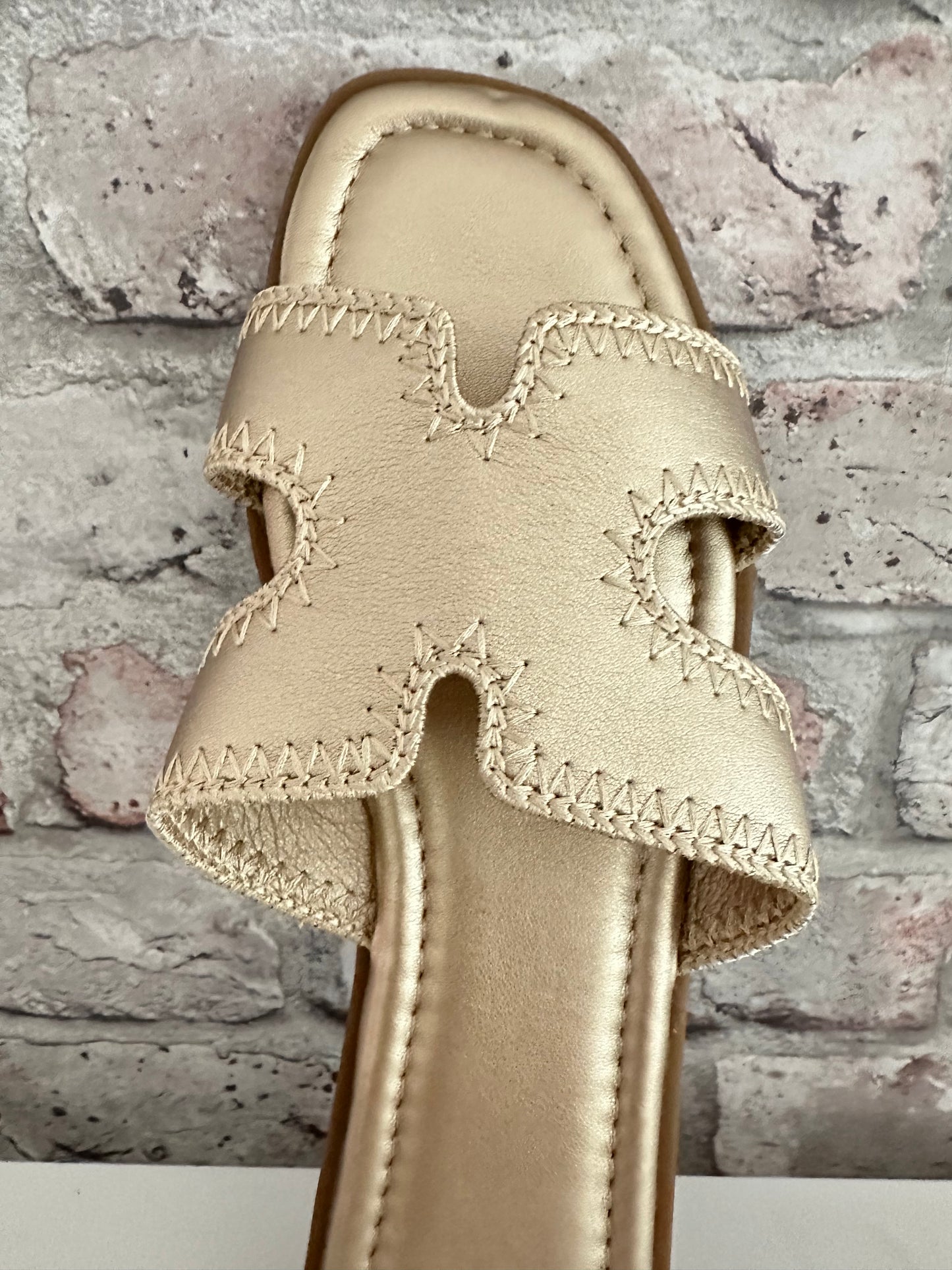 Gold slider