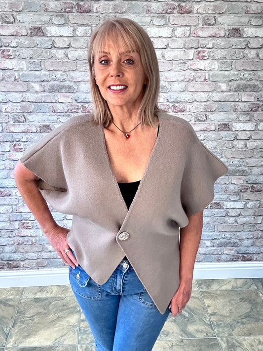 Mocha Cape