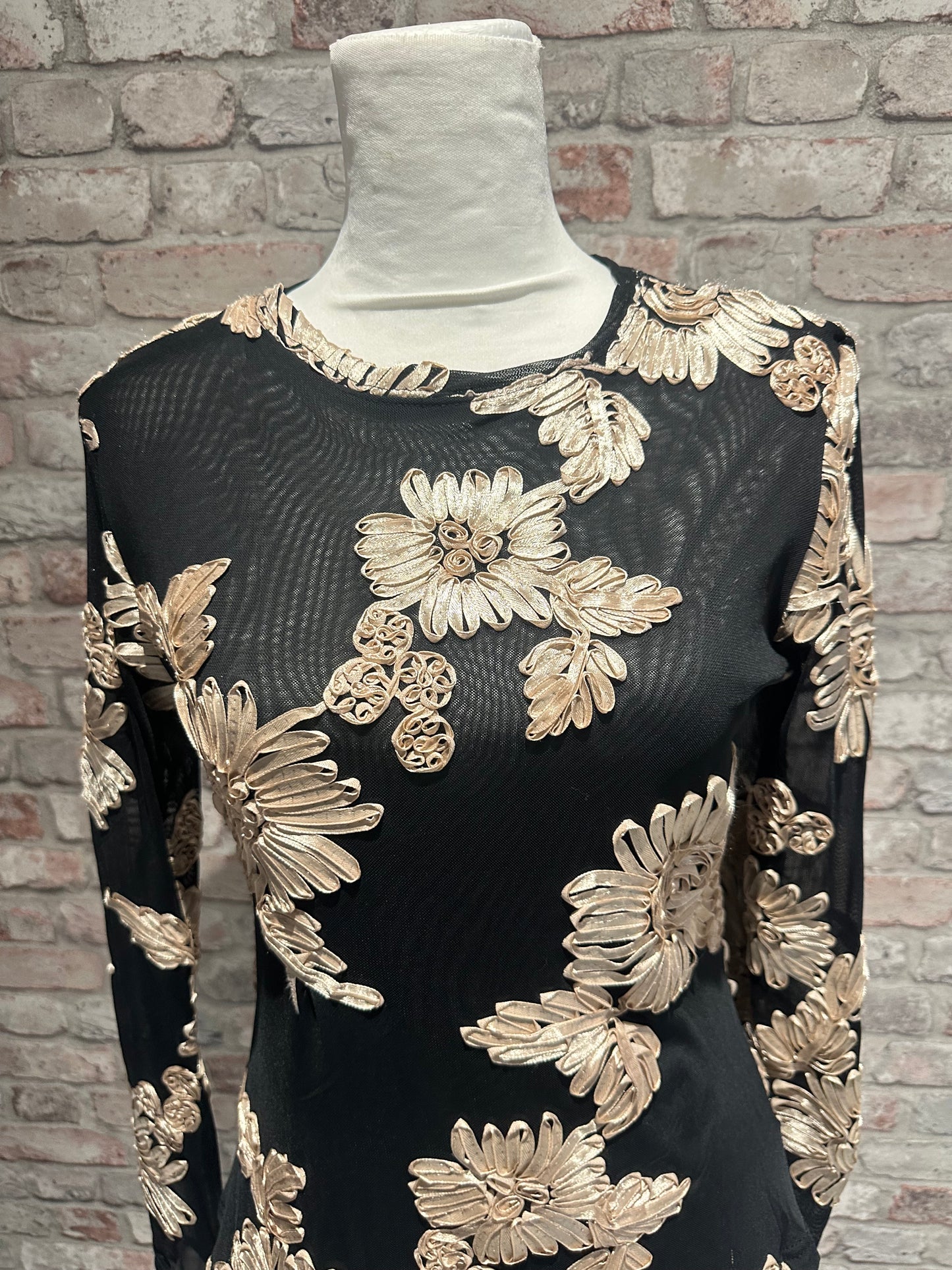 Flower mesh top