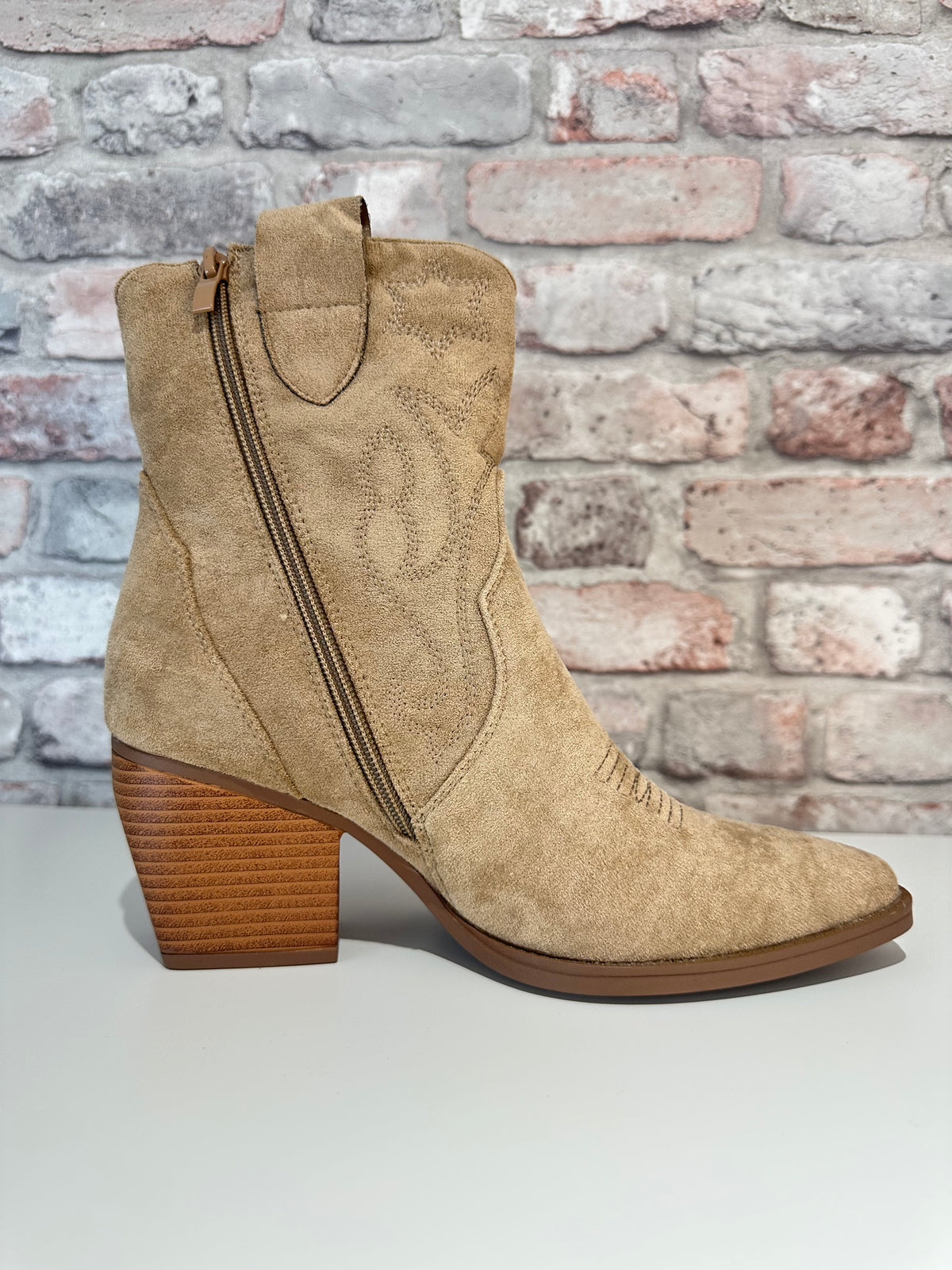Dolly Cowboy Boots