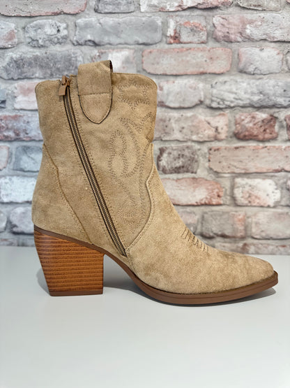 Dolly Cowboy Boots
