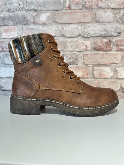 Stripey ankle boot