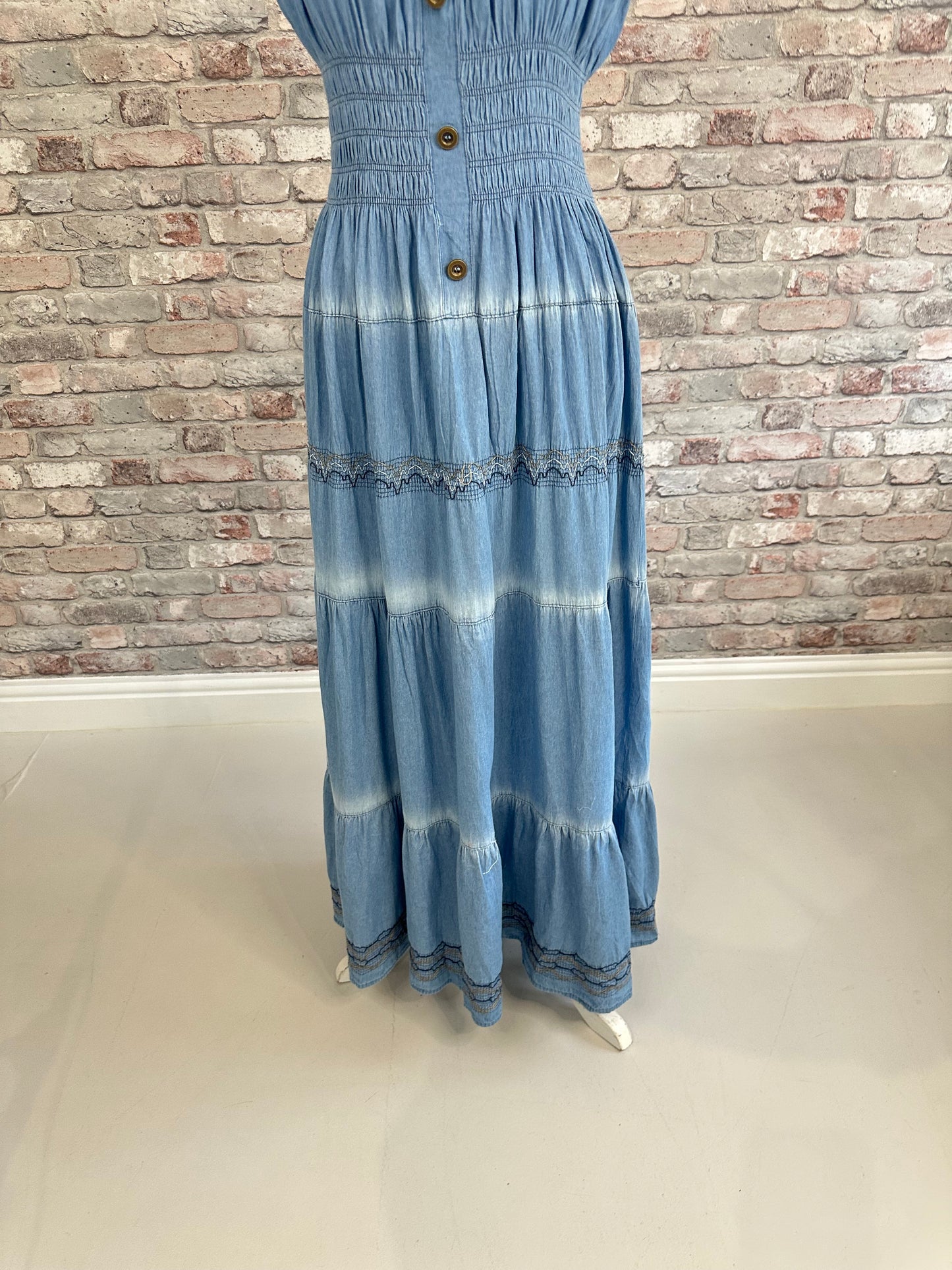 Demi maxi magic dress