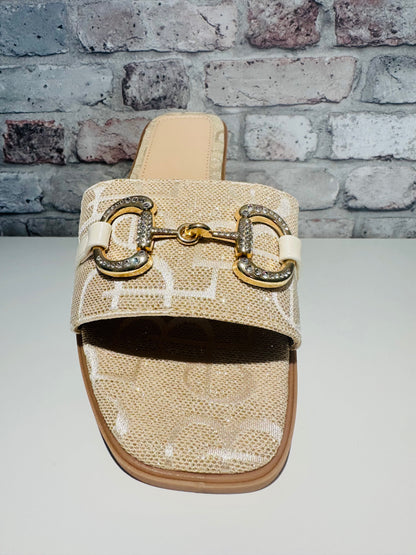 Gold D slider