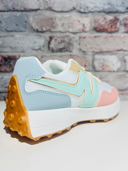Nora trainer