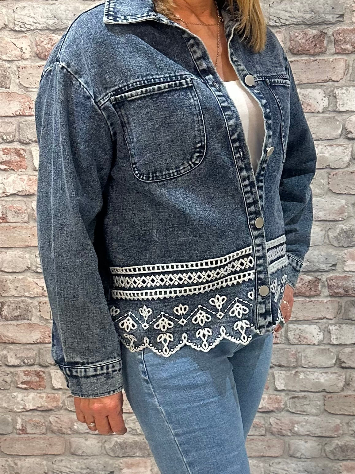Demi jacket
