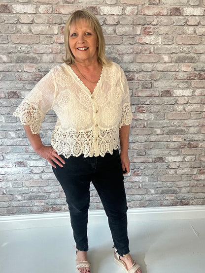 Daisy top