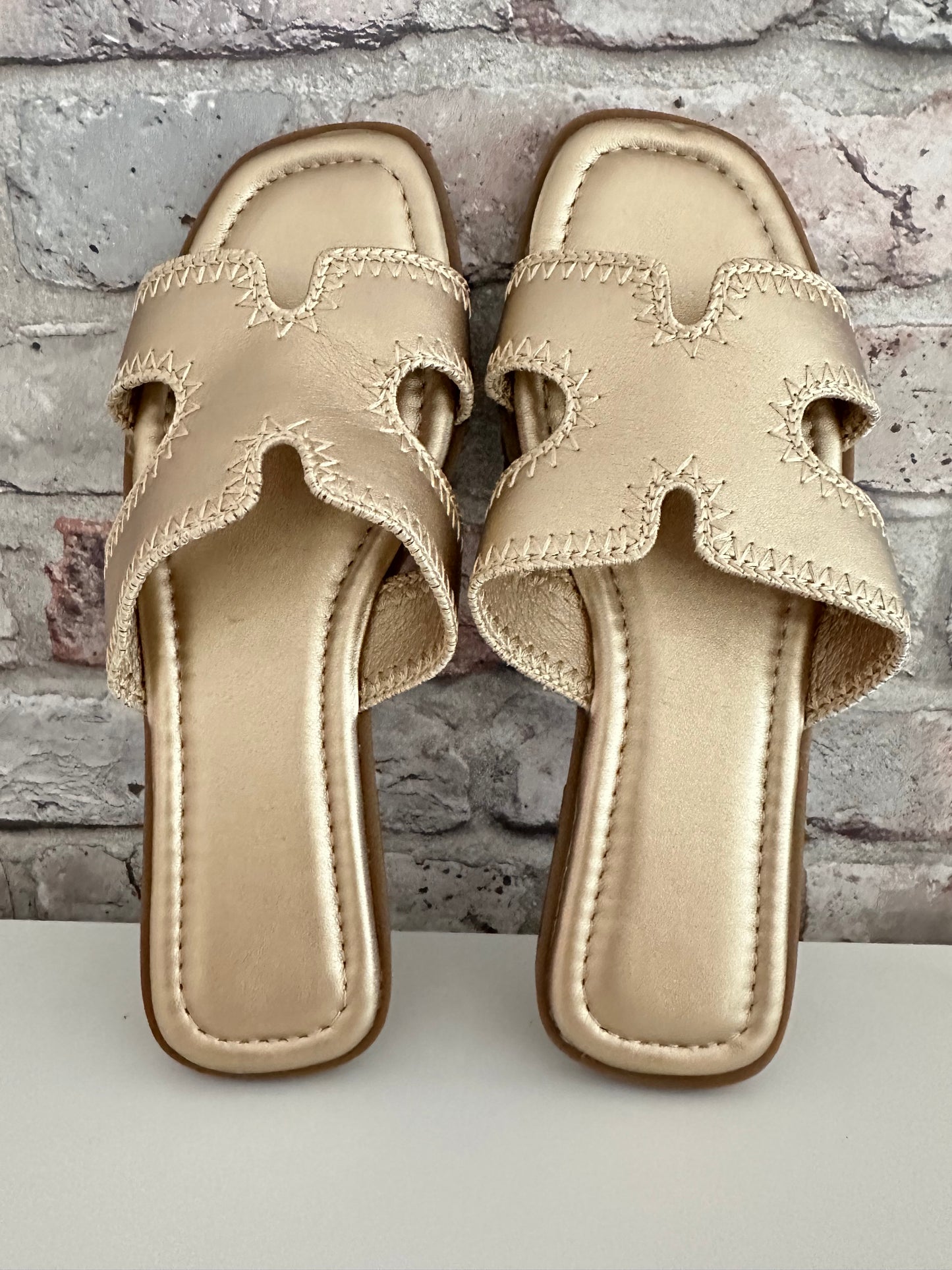 Gold slider