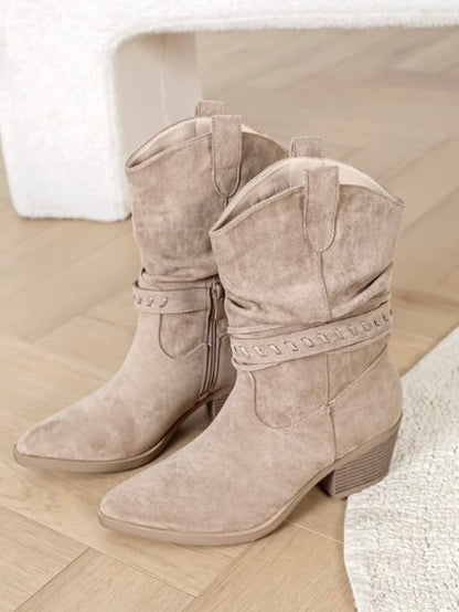 Slouch cowboy boots