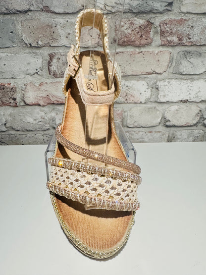 Rose wedge