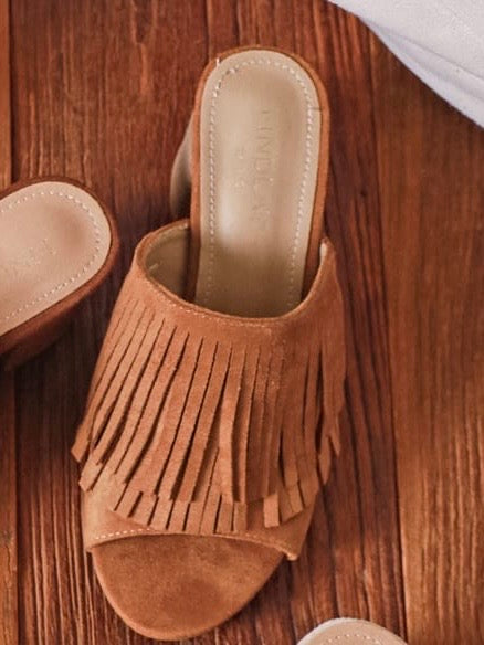 Tassel mule