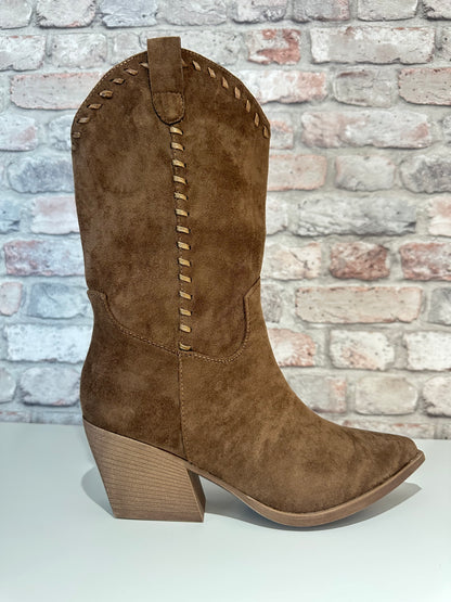 Choc brown cowboy boots